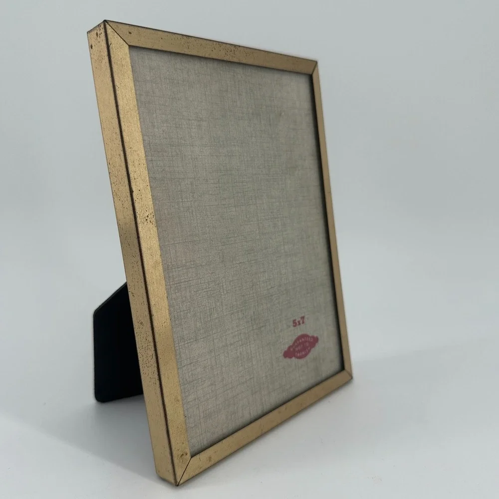 Vintage 5x7 Brass Metal Photo Frame Tabletop Easel Display‎